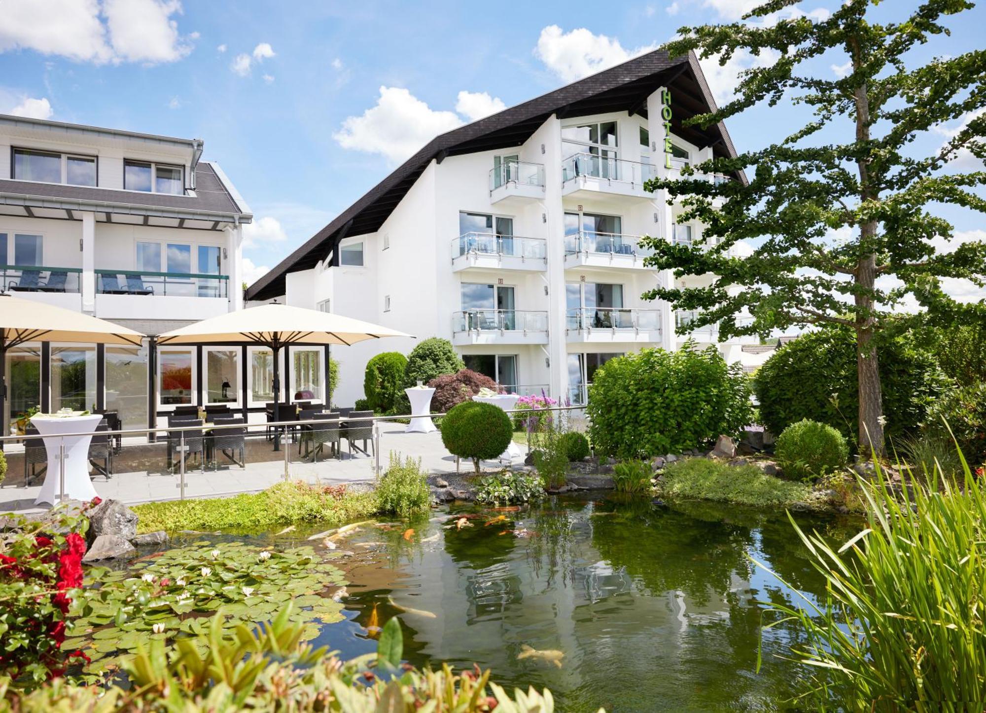 Hotel Derichsweiler Hof Нюмбрехт Экстерьер фото